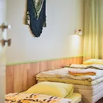 Metsa Hostel *