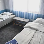 Metsa Hostel *
