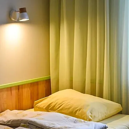 Hostel Metsa